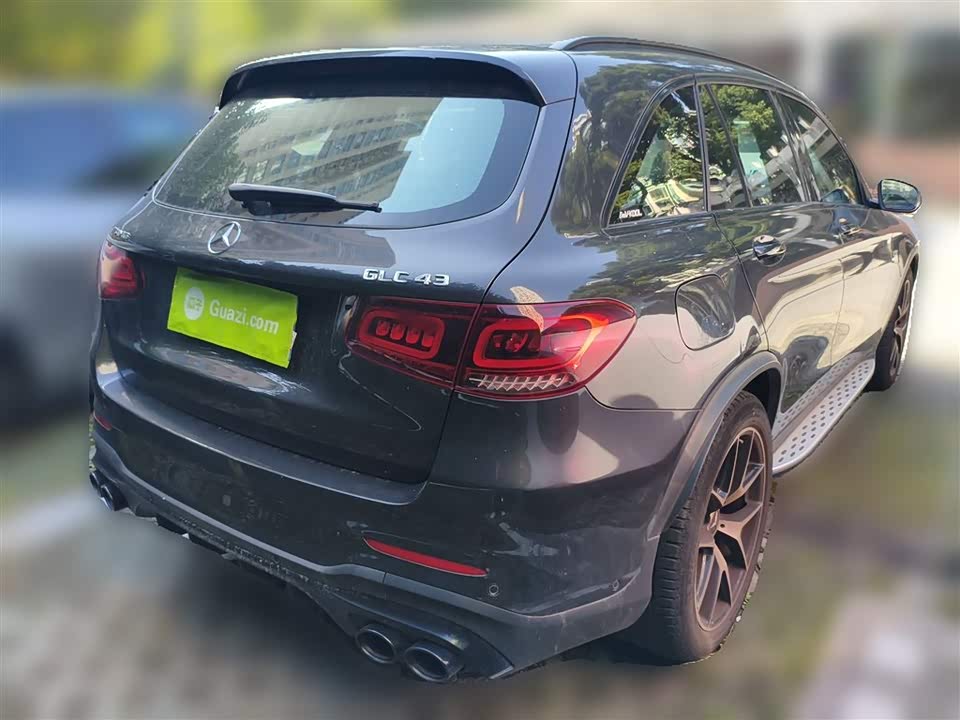 Mercedes-Benz GLC AMG