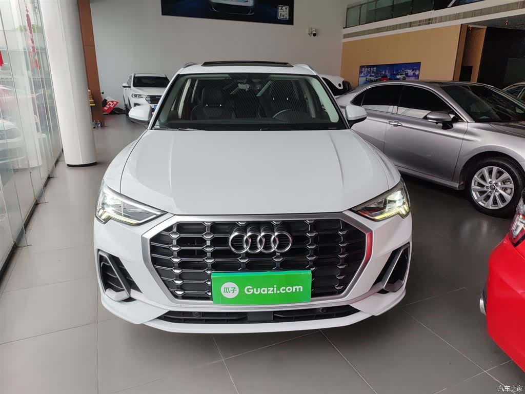 Audi Q3, 2019 3