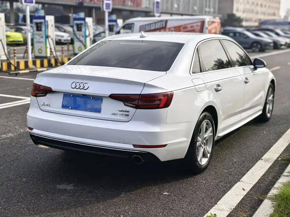 Audi A4L