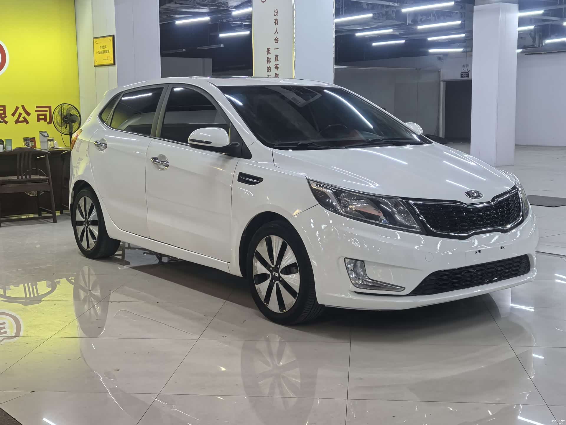 Kia K2, 2014 3