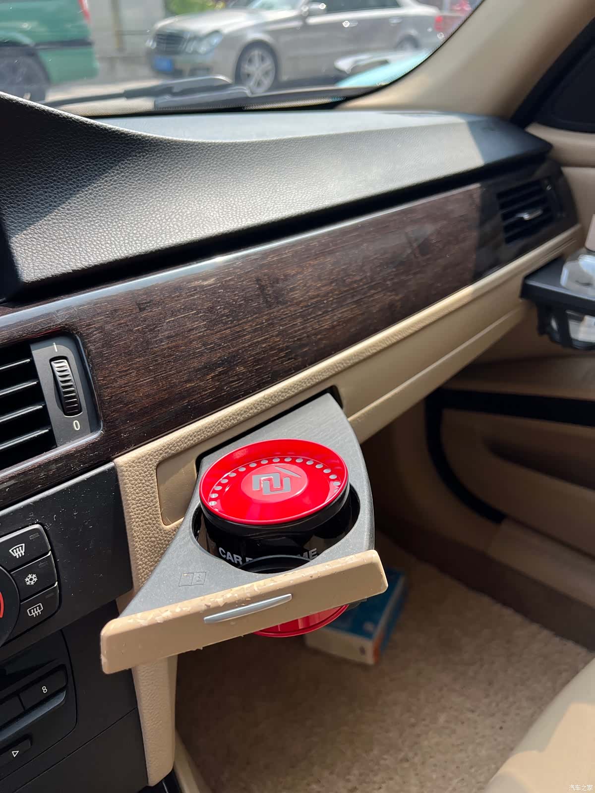 BMW 3 Series, 2012 11