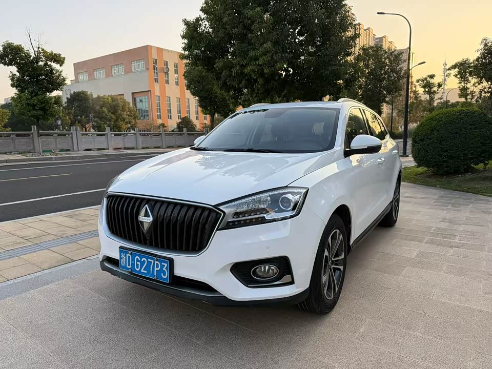 Borgward BX7