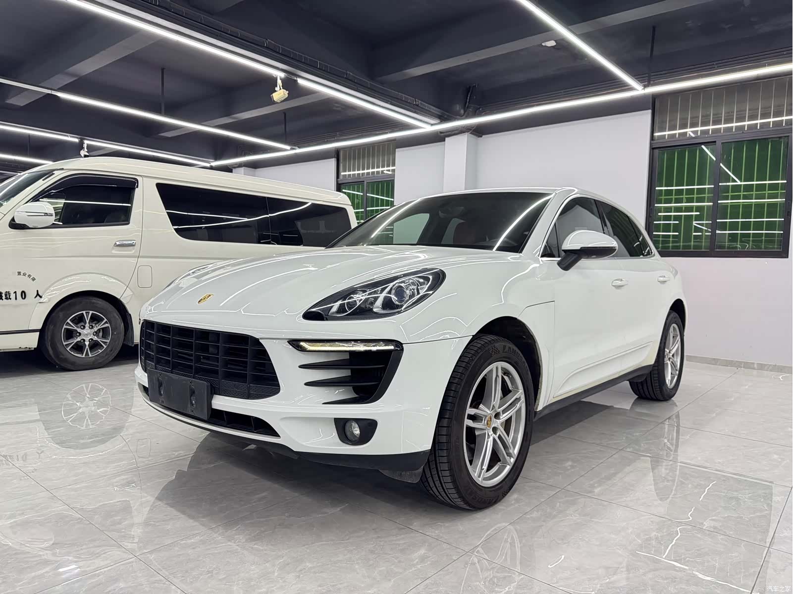 Porsche Macan, 2015 1