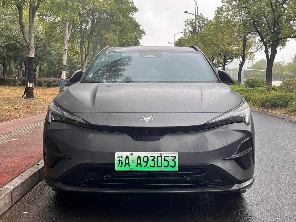 ARCFOX Polar Fox Alpha T5