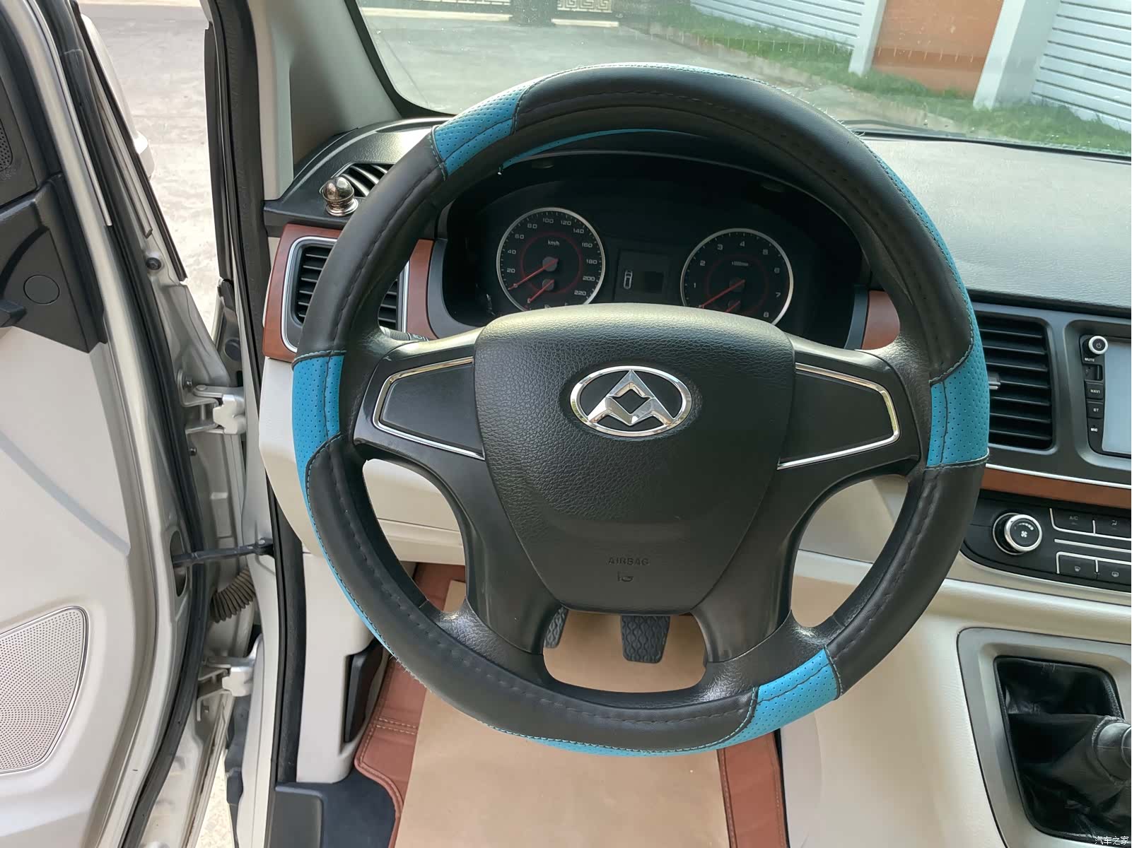 Maxus G10, 2017 10