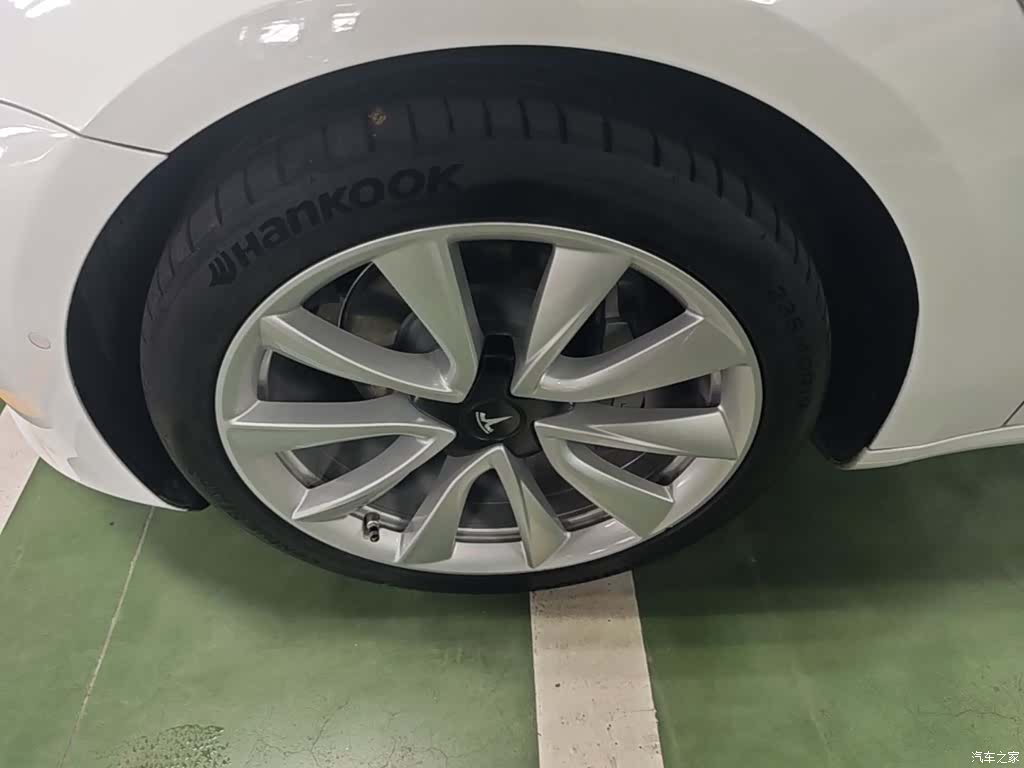 Tesla Model 3, 2019 23