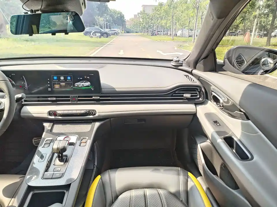 Trumpchi Shadow Leopard