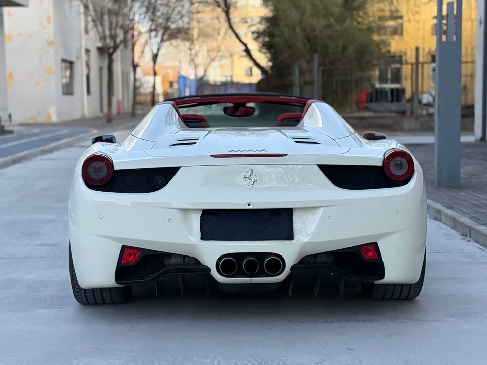 Ferrari 458