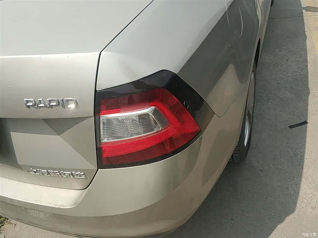 Skoda Rapid, 2017 24