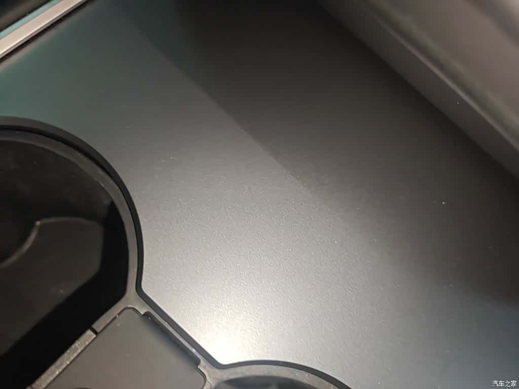 Tesla Model Y, 2023 9