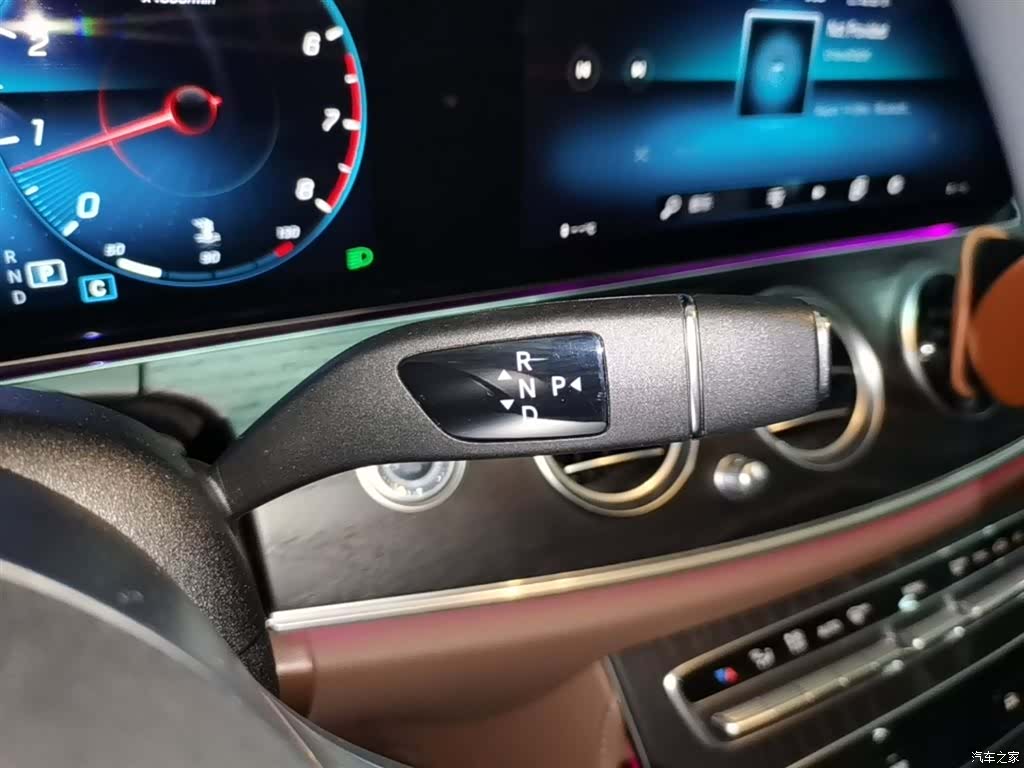Mercedes-Benz E-Class, 2021 14
