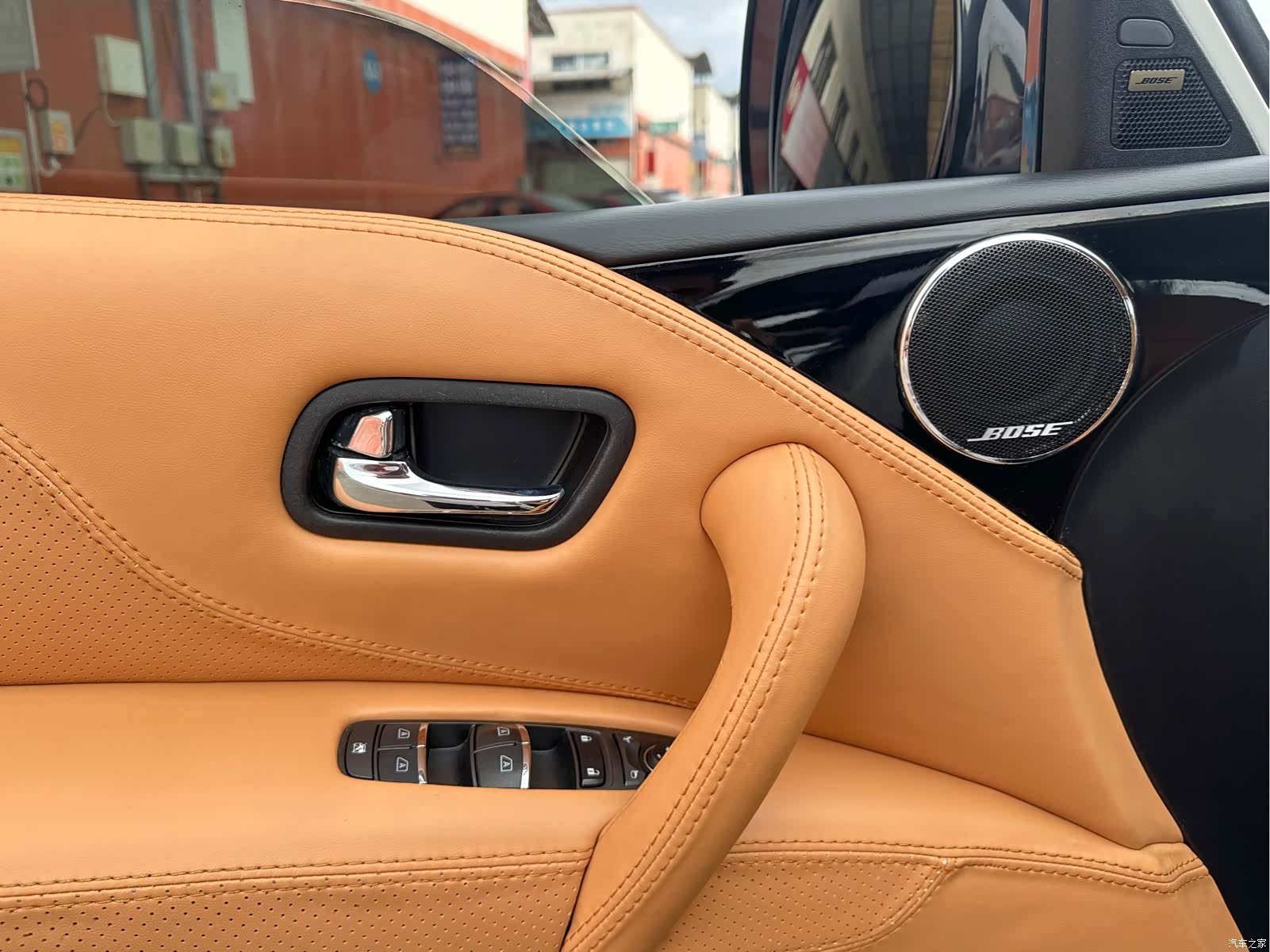 Nissan Patrol, 2020 12