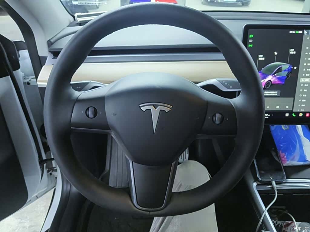 Tesla Model Y, 2021 11