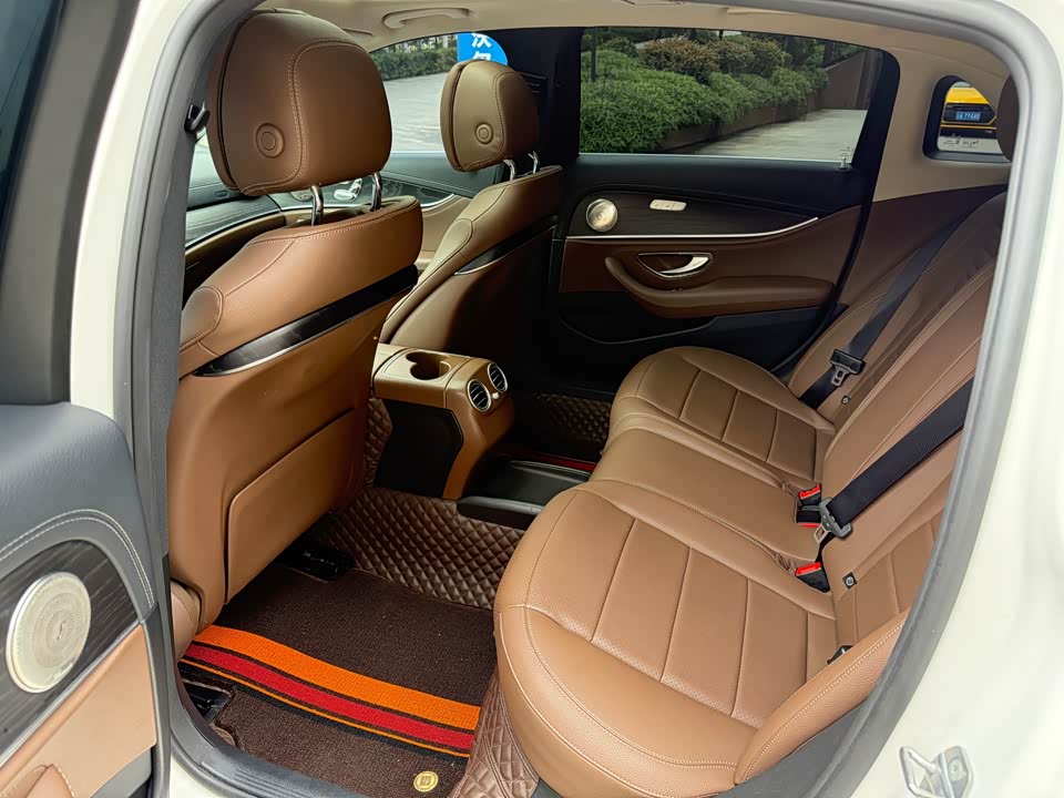 Mercedes-Benz E-class Mercedes-Benz E-class