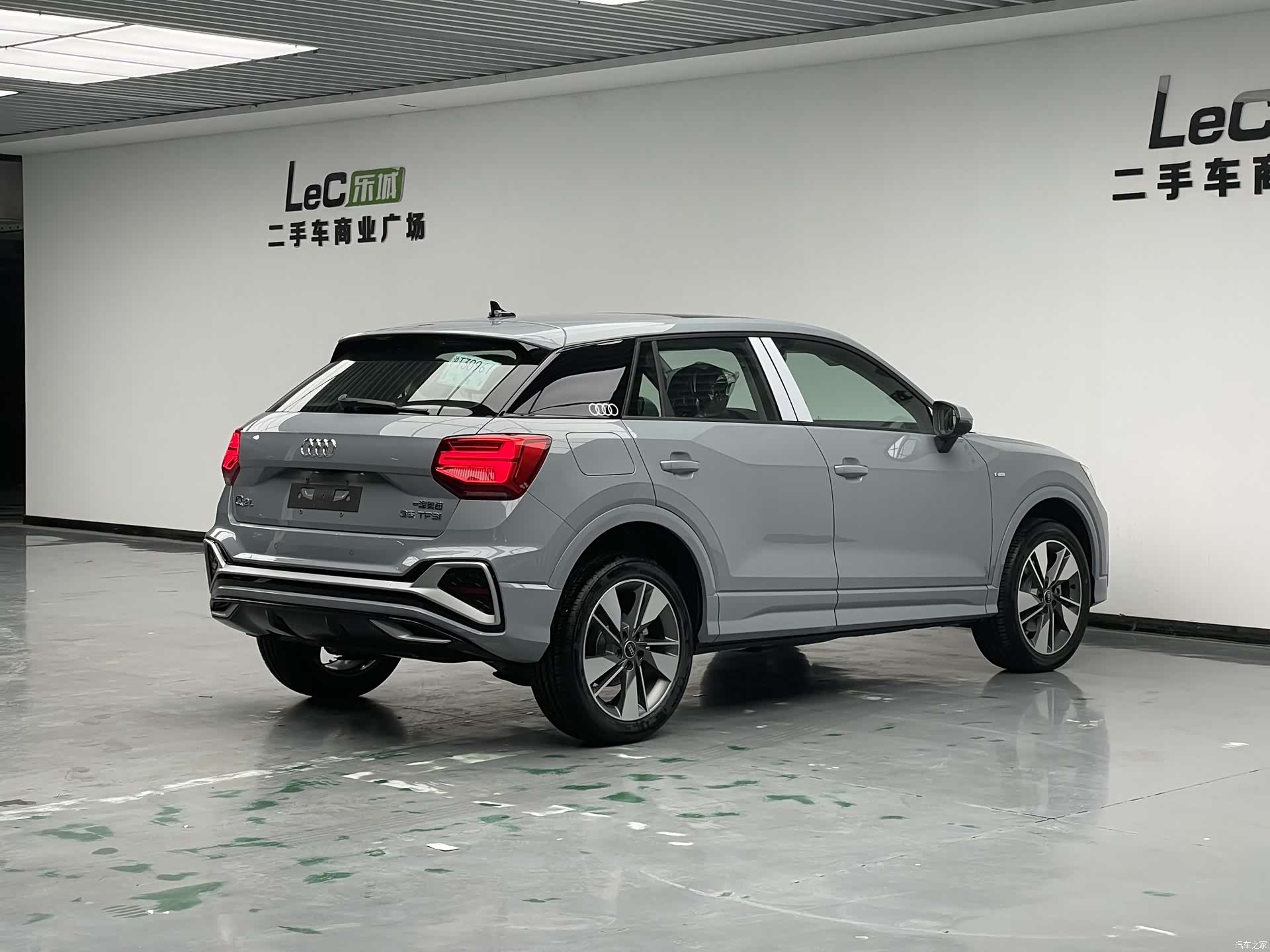 Audi Q2L, 2026 4