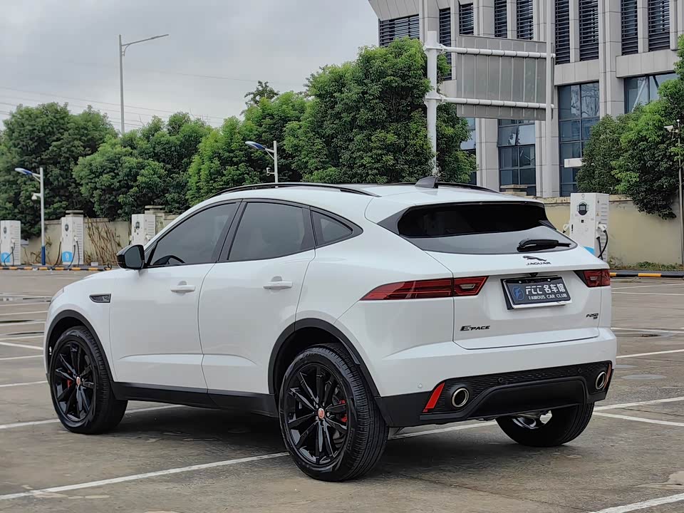 Jaguar E-PACE