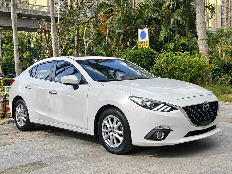 Mazda 3 Angkesaila