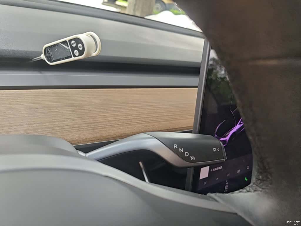 Tesla Model 3, 2020 14