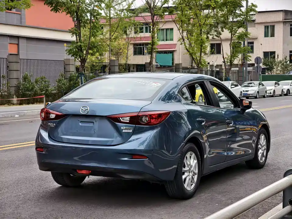 Mazda 3 Angkesaila