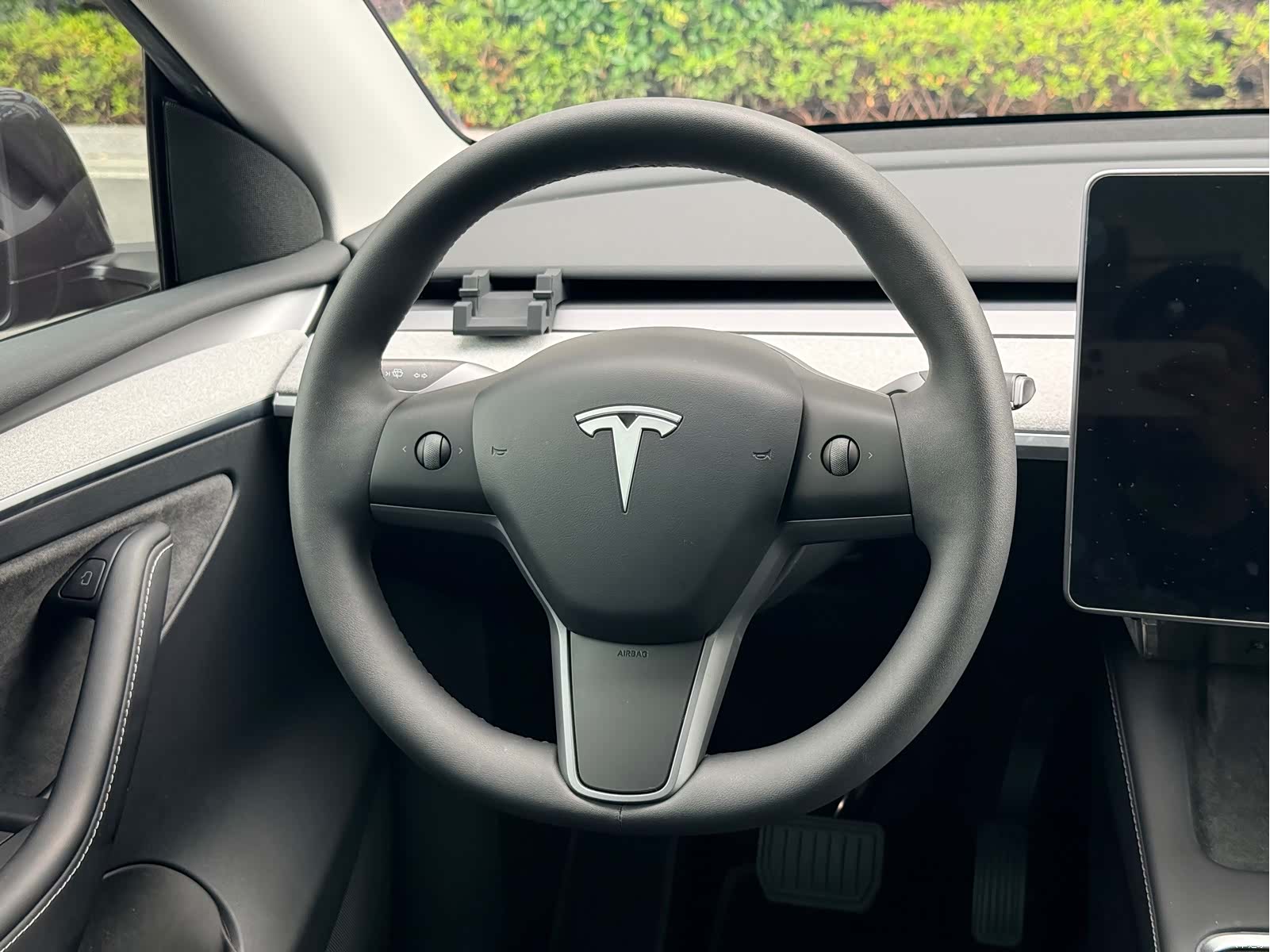 Tesla Model Y, 2024 20