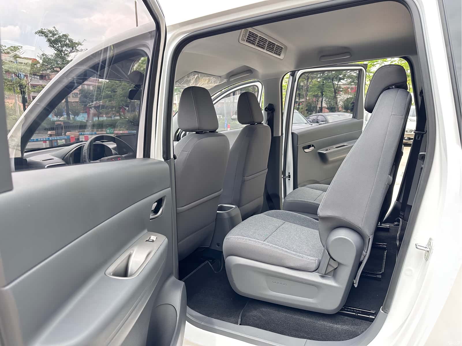 Wuling Hongguang, 2025 9