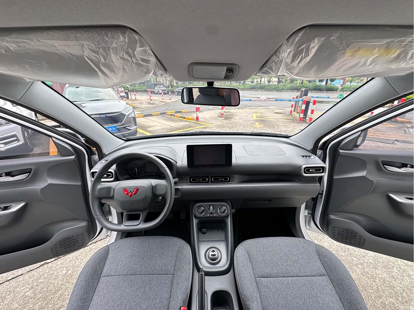 Wuling Hongguang, 2025 13