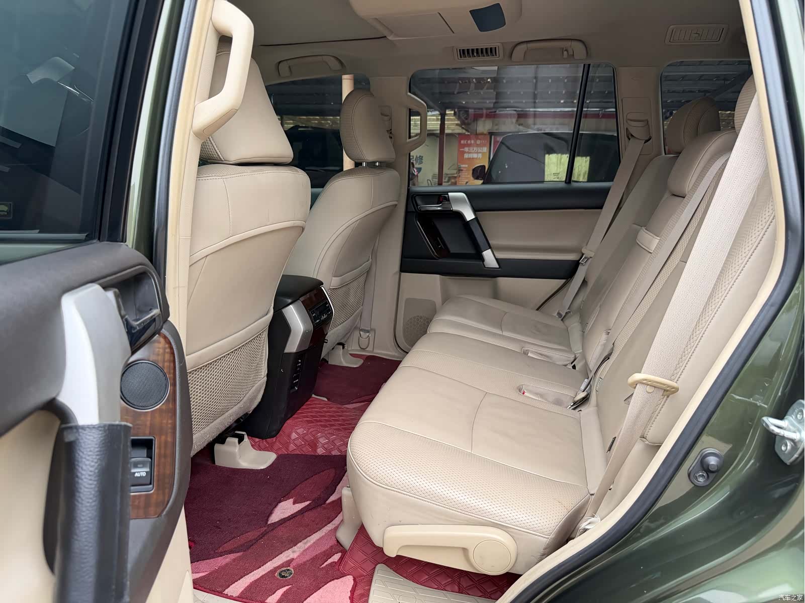 Toyota Prado, 2011 11