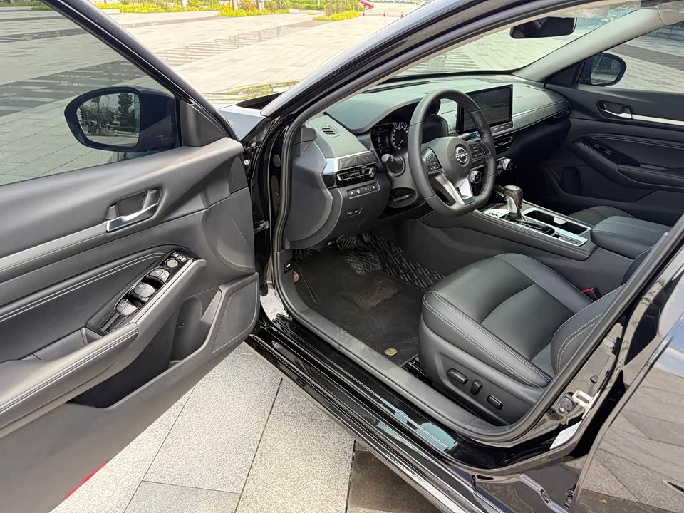 Nissan Teana Nissan Teana
