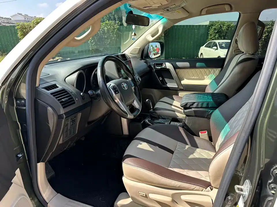 Toyota Prado