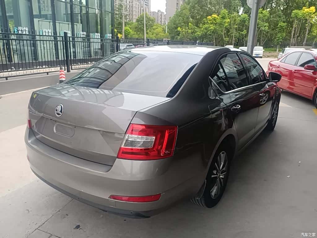 Skoda Octavia, 2016 7