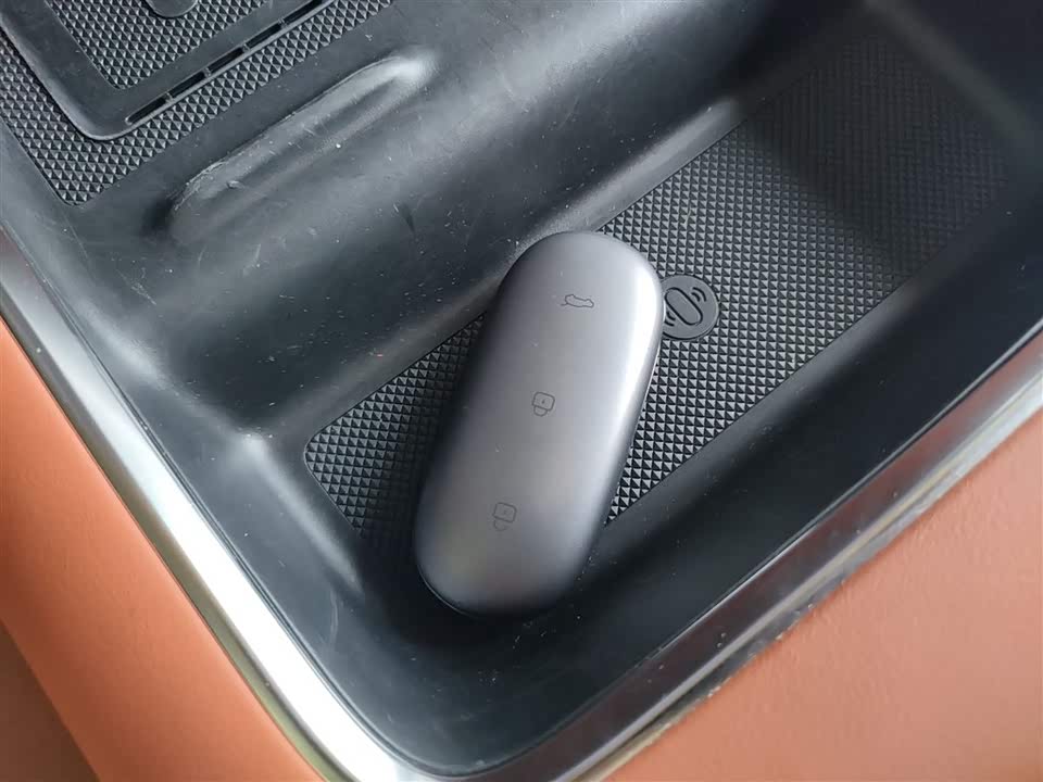 Li Auto Ideal L6