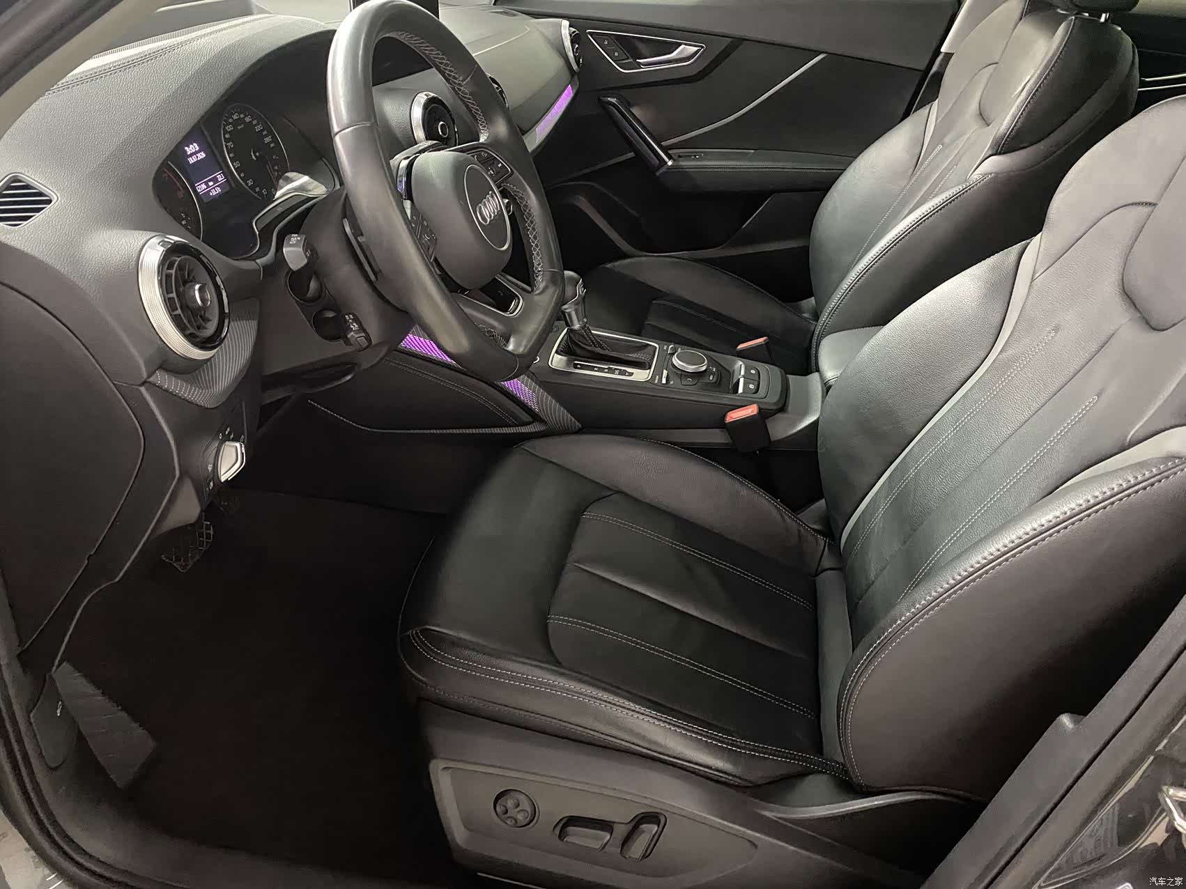 Audi Q2L, 2022 9