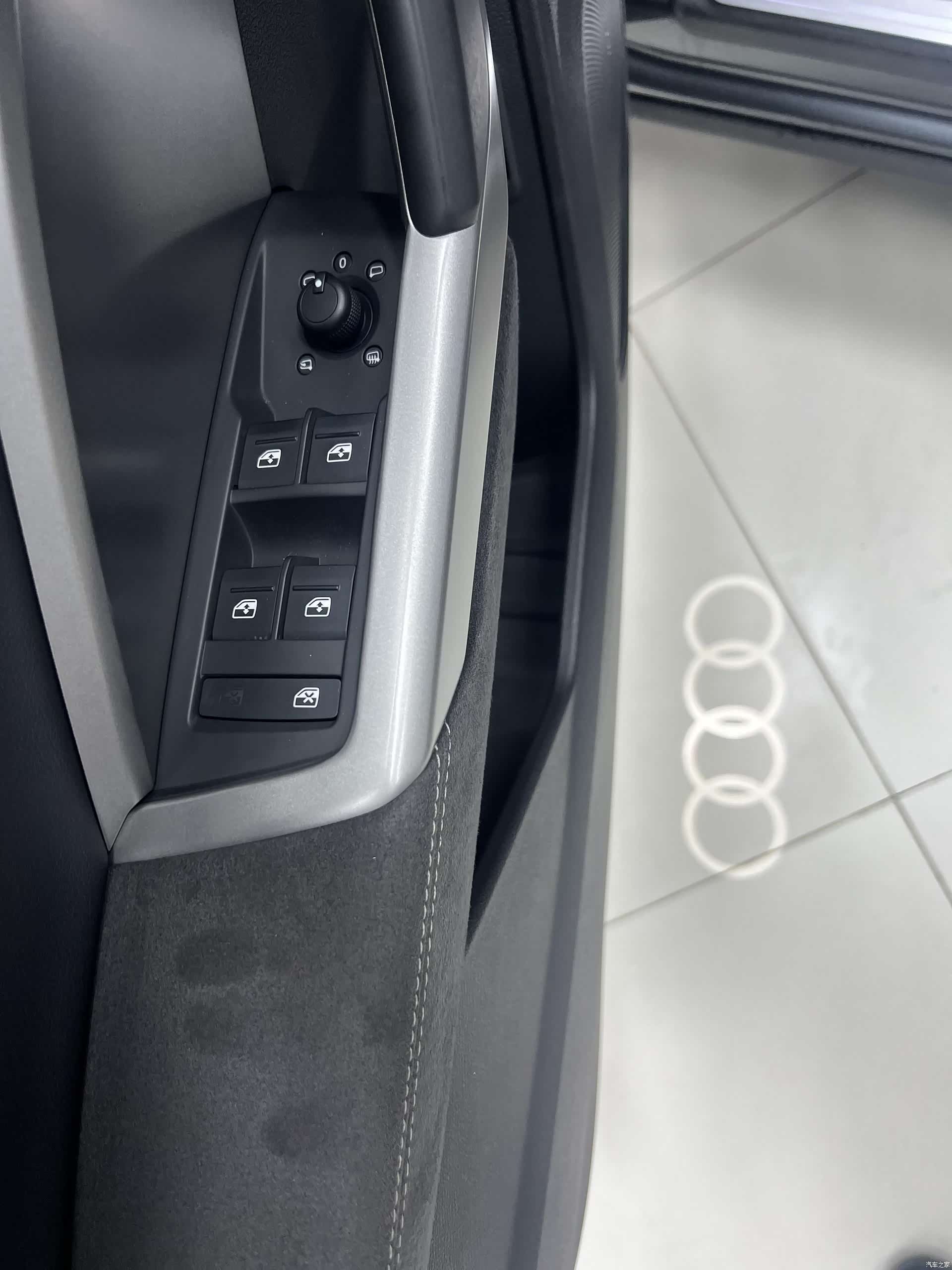 Audi Q3, 2023 16