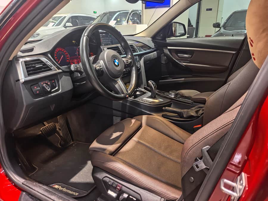 BMW 3 Series 2017, фото 9