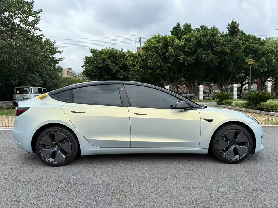 Tesla Model 3 Tesla Model 3