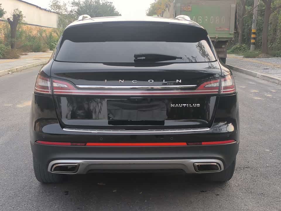 Lincoln Navigator