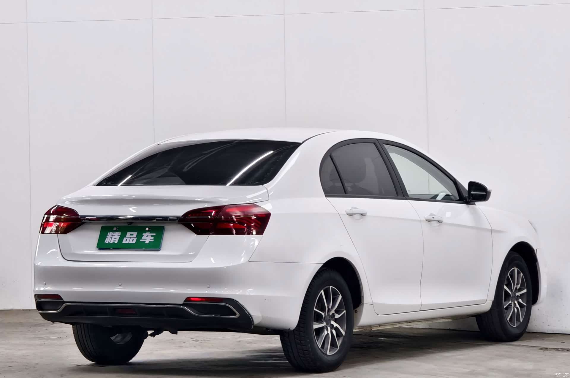 Geely Emgrand, 2019 4
