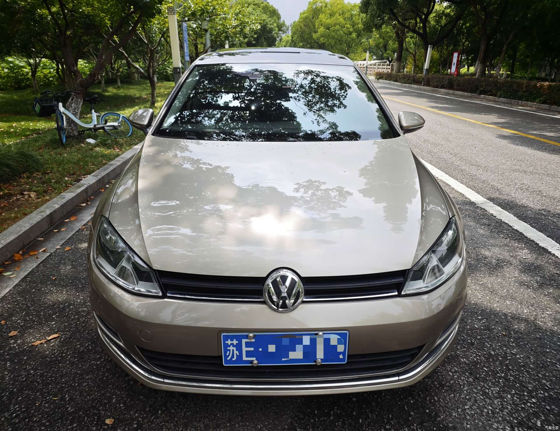 Volkswagen Golf, 2016 1