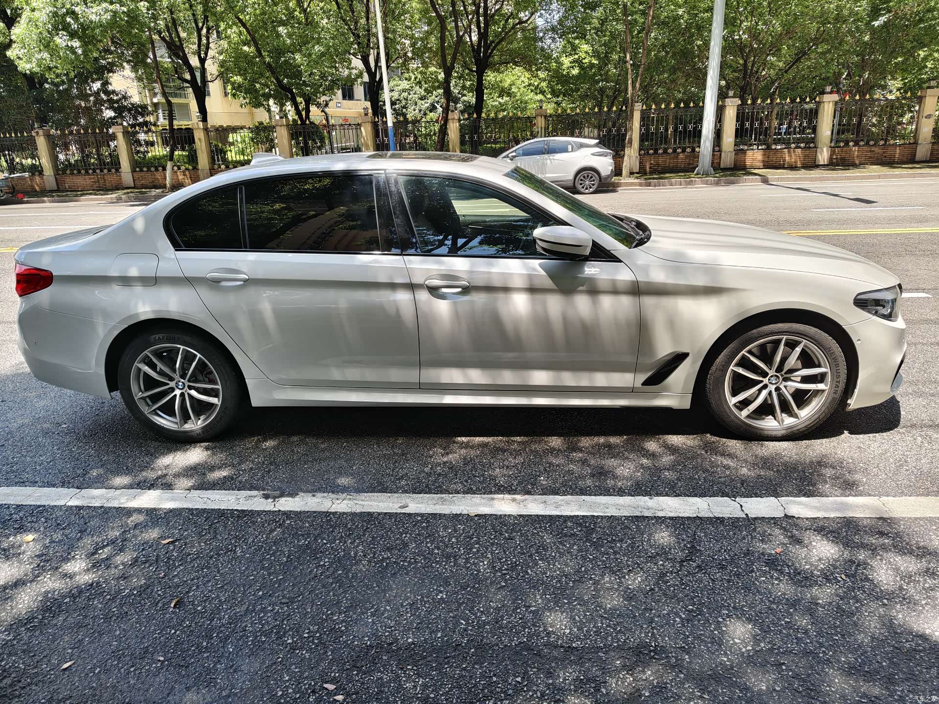 BMW 5 Series, 2019 4
