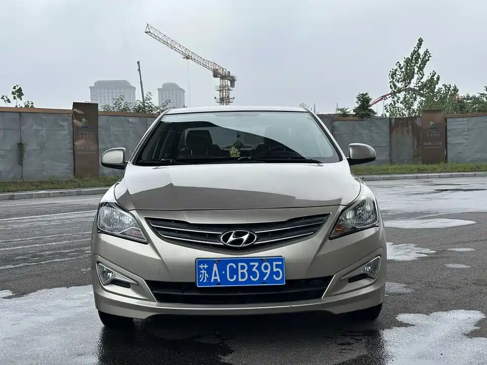 Hyundai Rena