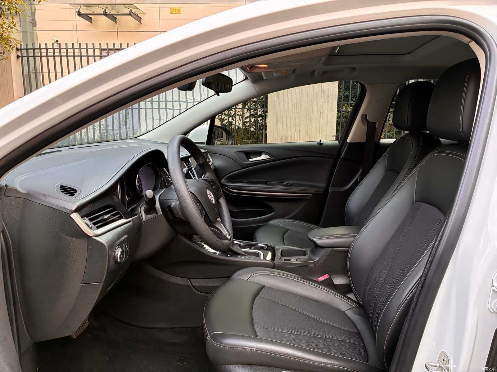 Buick Verano, 2020 9