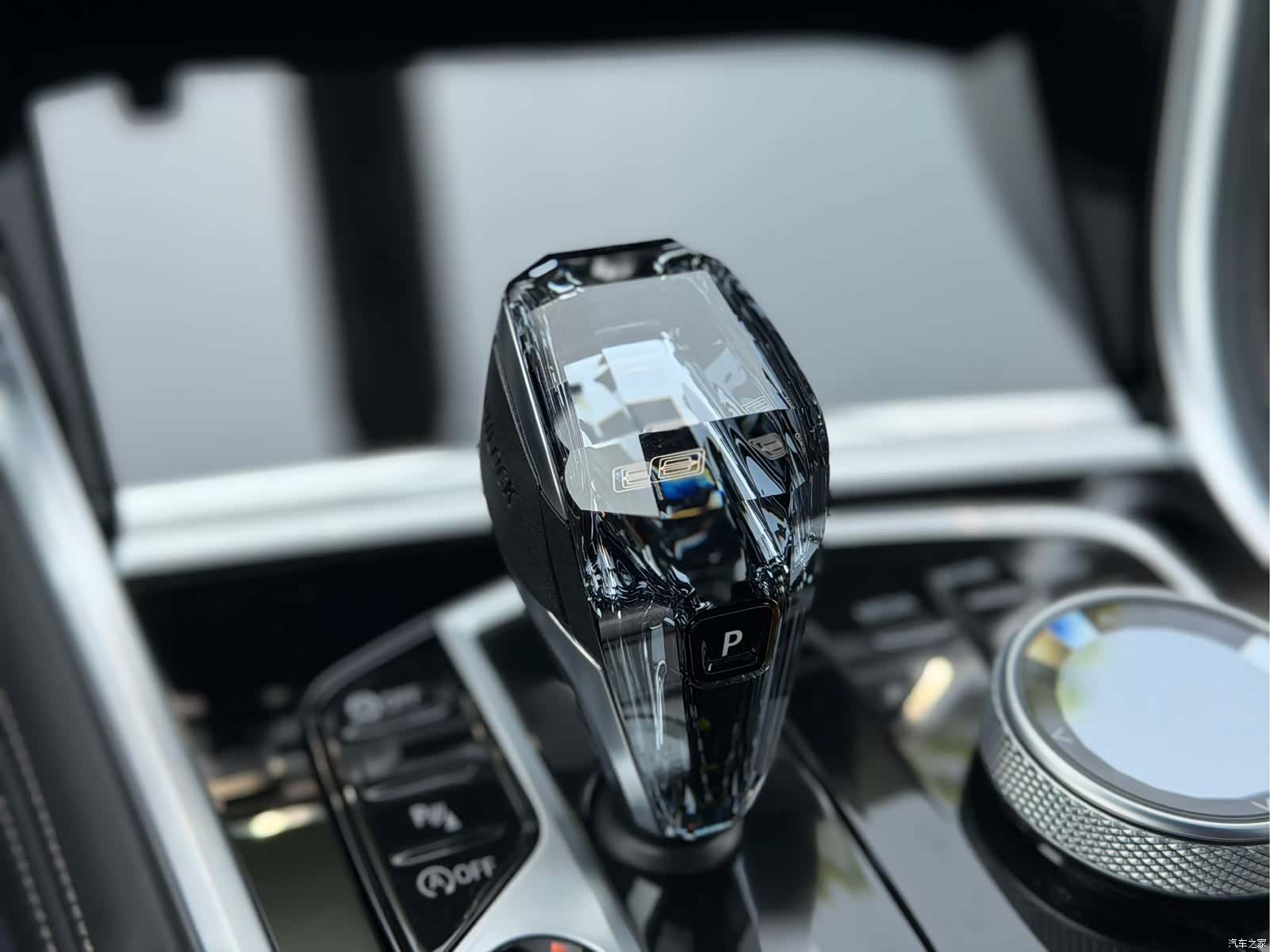 BMW 8 Series, 2025 19