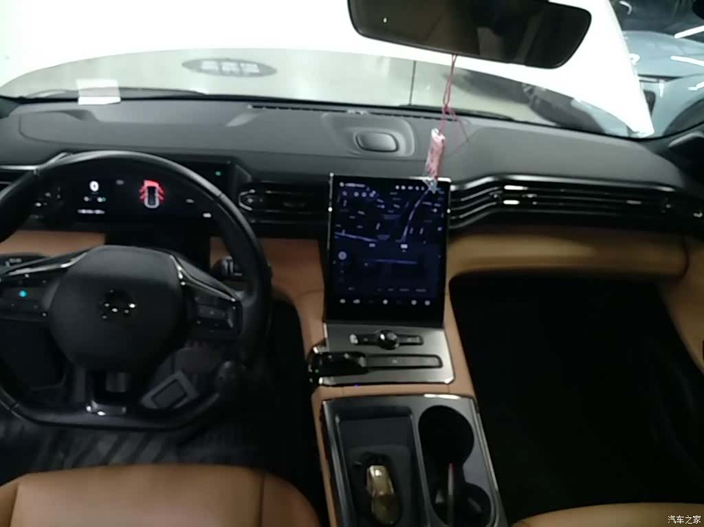 NIO ES6, 2020 13