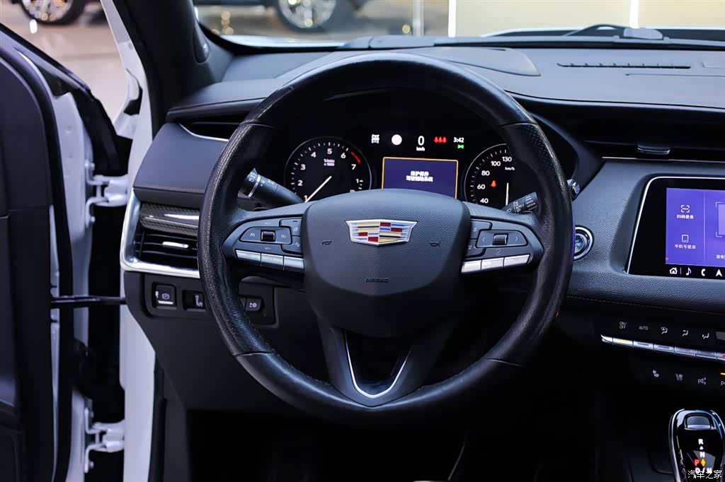 Cadillac XT4, 2020 23