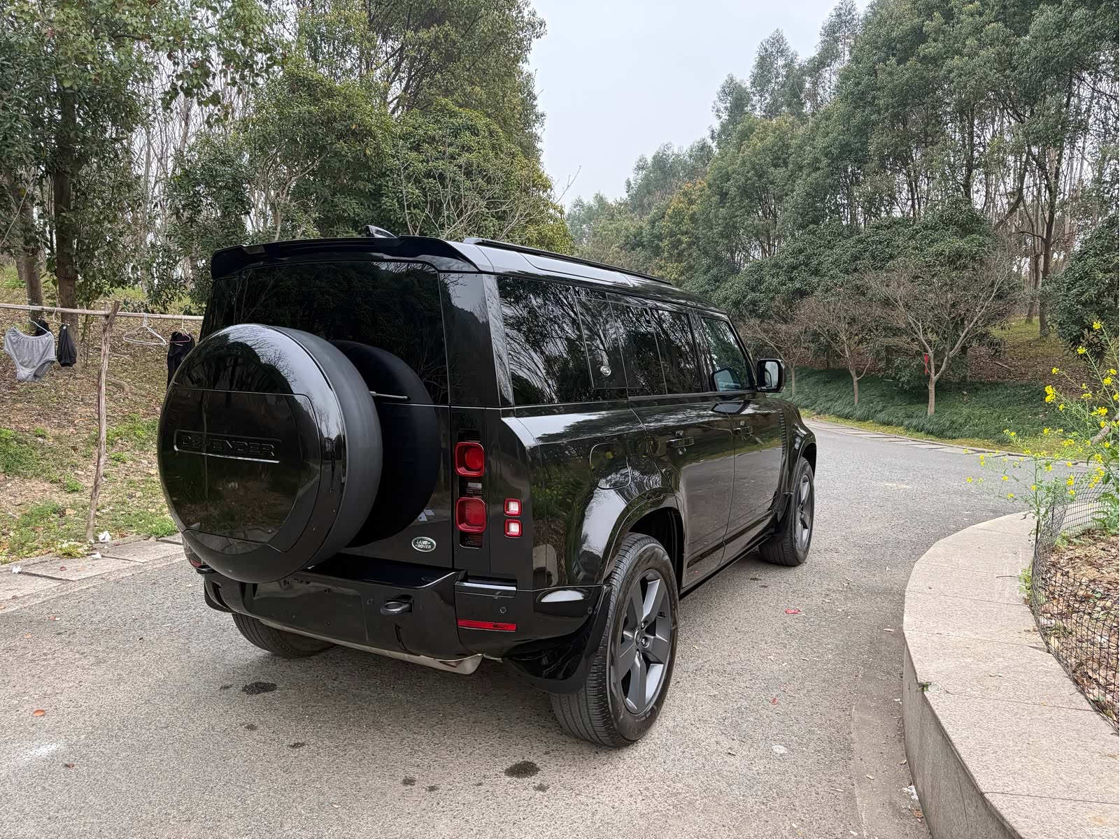 Land Rover Defender, 2024 10