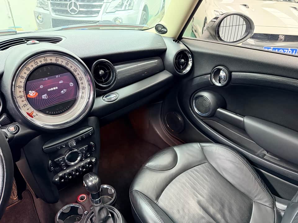 MINI MINI