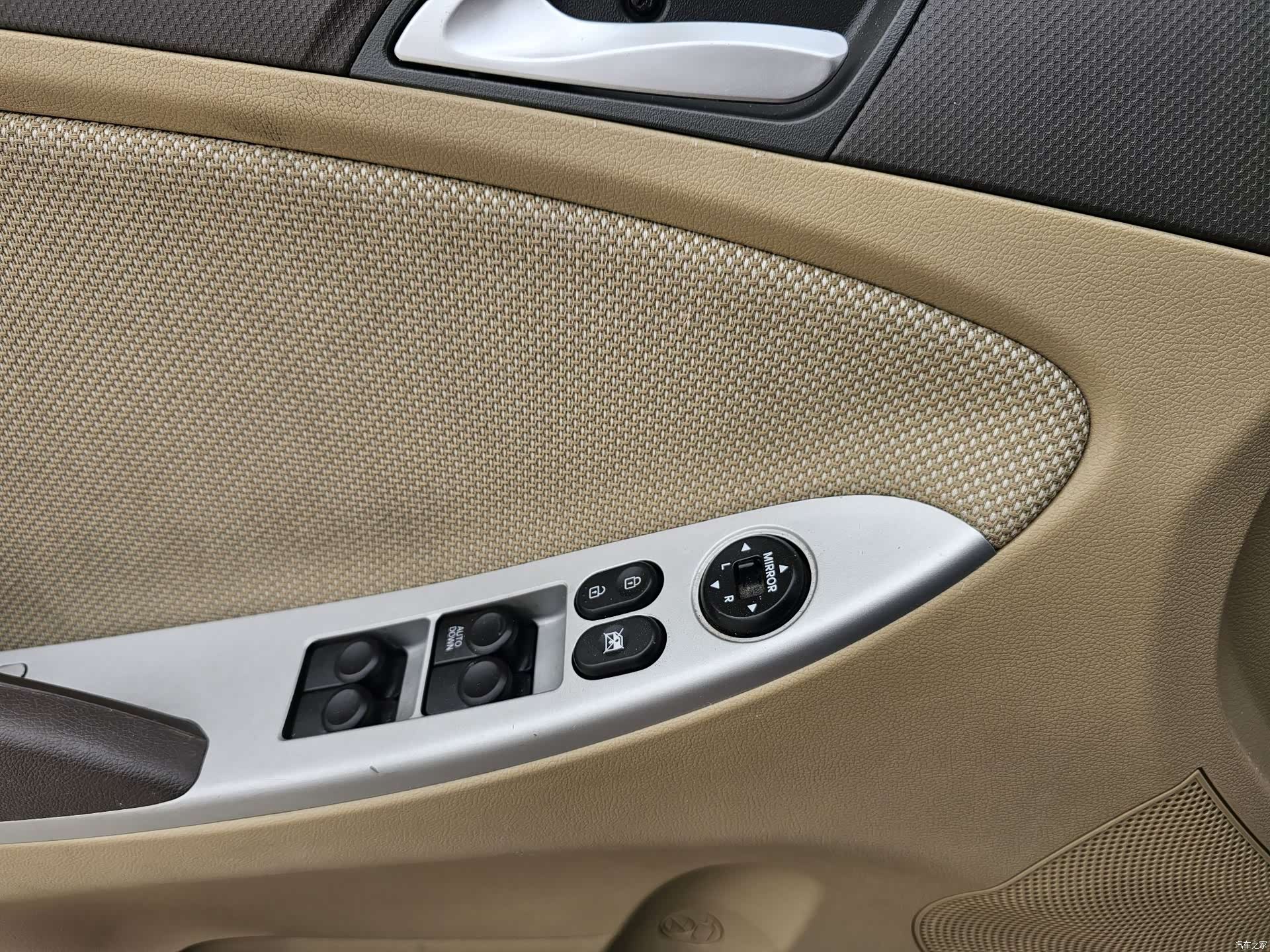 Hyundai GL, 2012 12