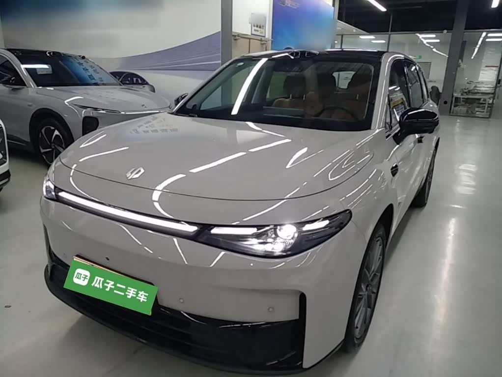 Leapmotor C10