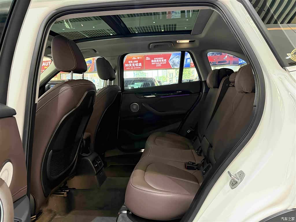 BMW X1, 2023 12