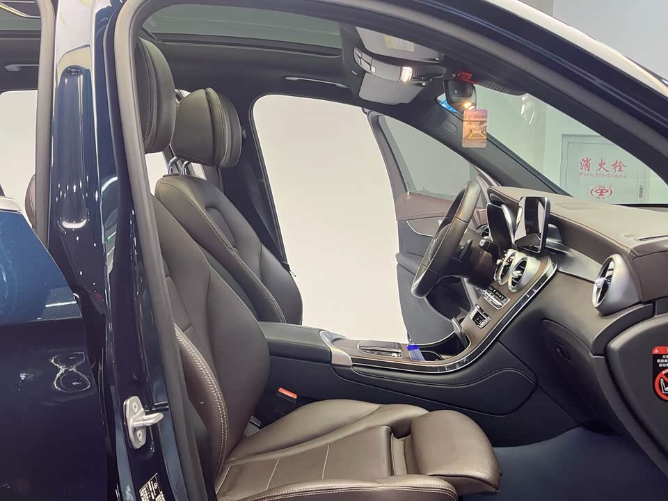Mercedes-Benz GLC Mercedes-Benz GLC
